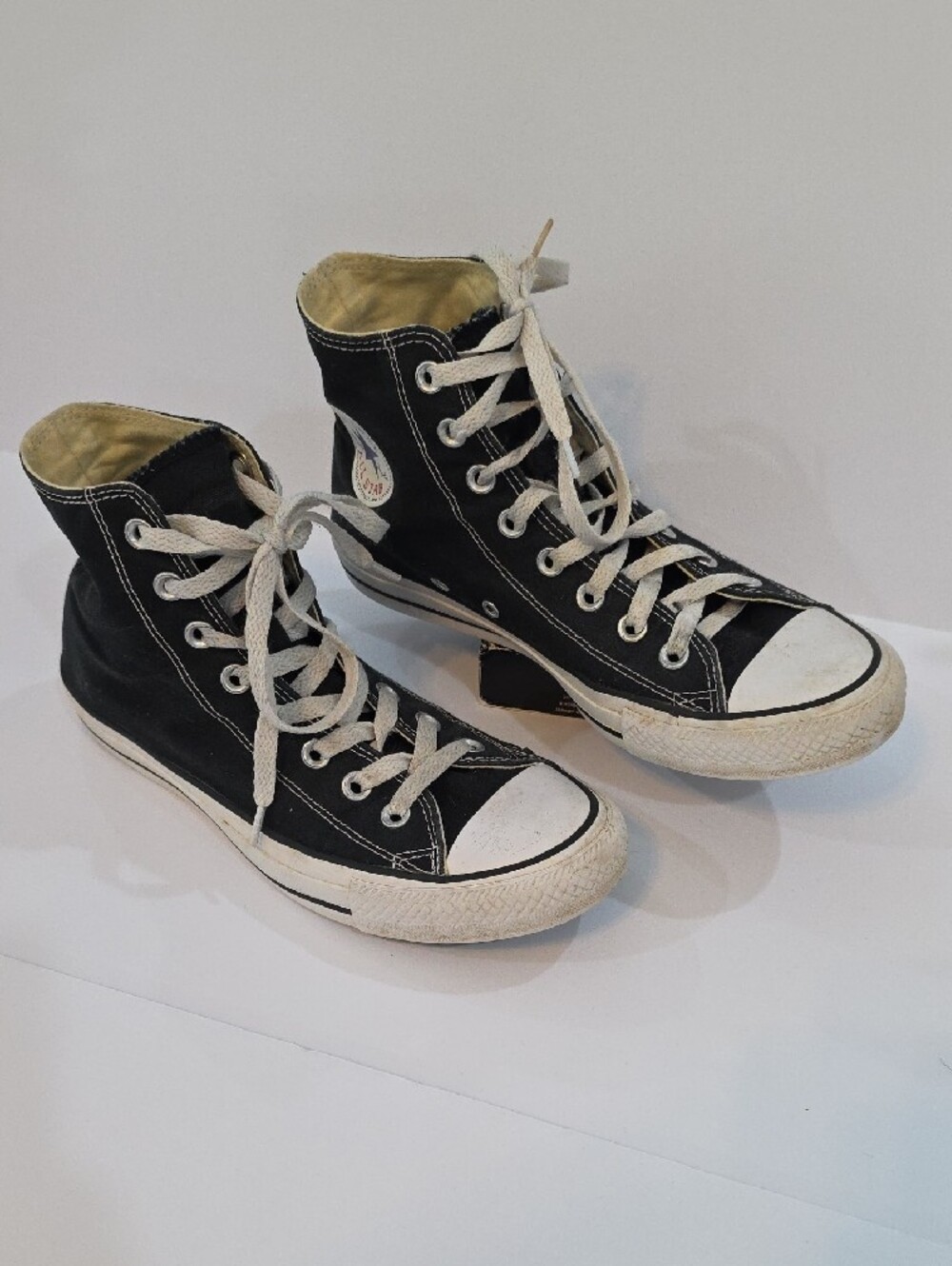 Converse All Star Women's Black High Top Sneakers with White Accents Size 8.5 - Picture 2 of 9
